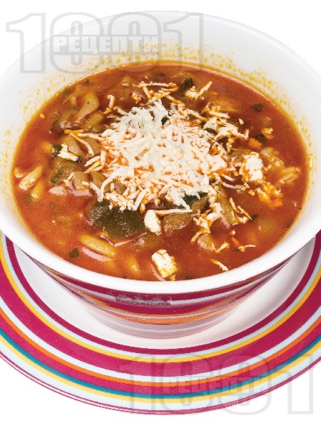 Пуста - супа с говеждо месо, чушки, домати и овче сирене - снимка на рецептата